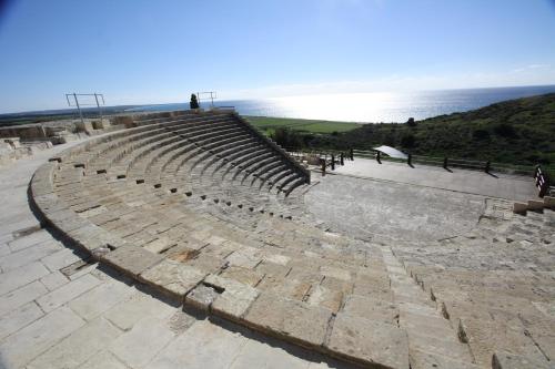 Apokryfo one bedroom apartment close to the beach - image 6