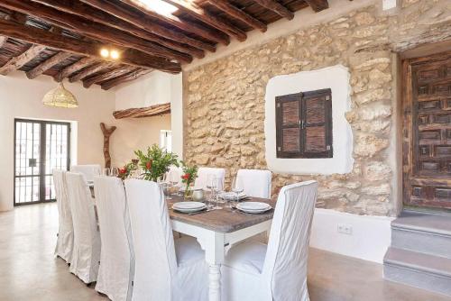 Imagine Your Family Renting This Luxury Villa Ibiza Villa 1048 - image 8