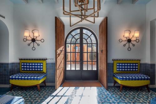 Rent Your Luxury 4 Bedroom Villa Mallorca Villa 1017 - image 4