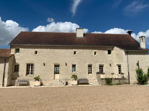 Farmhouse in a working winery with vineyard views - Location, gîte - Jaunay-Marigny