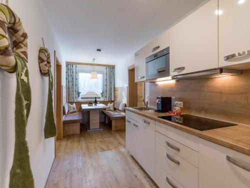 ห้องครัว, Apartments Leni in มายร์โฮเฟน