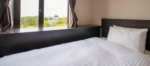 2 twin beds