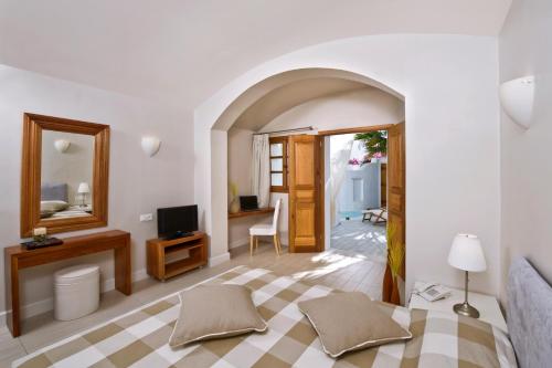 Junior Suite with Outdoor Whirlpool