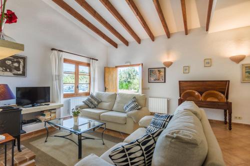 Villa Fullos by Sealand Villas