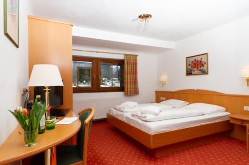 Bruggerhof - Camping, Restaurant, Hotel Set in a prime location of Kitzbuhel, Hotel Bruggerhof puts everything the city has to offer just outside your doorstep. The property features a wide range of facilities to make your stay a pleasant e