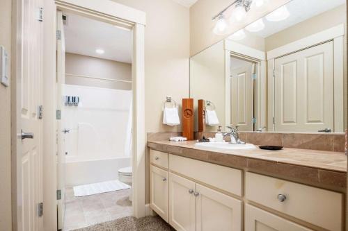 Highland Gables – Beaverton, OR