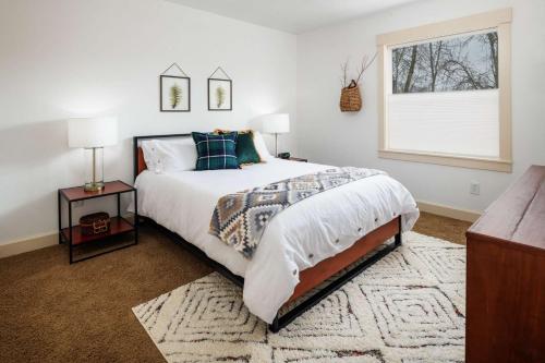 Highland Gables