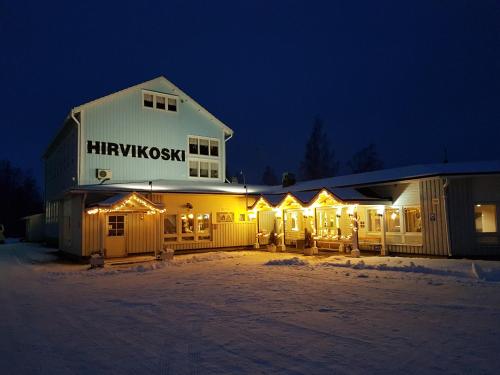 A szálláshely kívülről, Maaseutuhotelli Hirvikoski in Sykäräinen