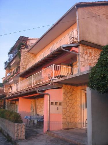 Apartments Marija1 - close to the center in Jelsa