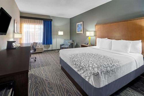 La Quinta Inn & Suites by Wyndham Mercedes Outlet Mall in Mercedes (Texas)