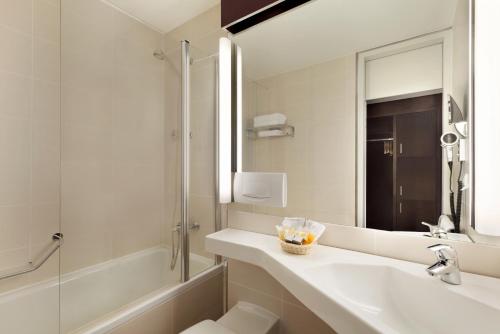 Ramada Nürnberg Parkhotel - image 6
