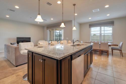 Beautiful pool home gated community best clubhouse - image 3