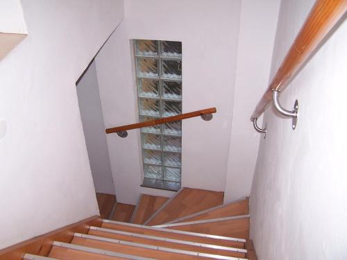 Akacia Apartment - FREE INSIDE PARKING, 2 bedrooms, garden, next to centre, Budapešť (fotografie 10)