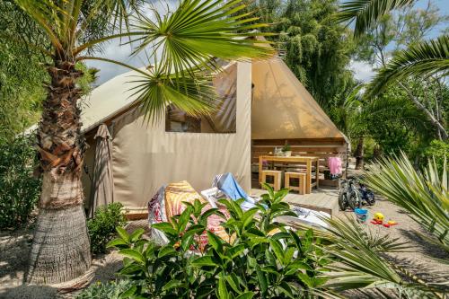 Tent with Garden View