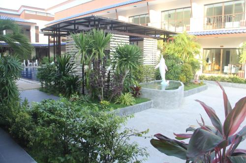 Garden, Phangan Island View Hotel in Ko Pha-ngan