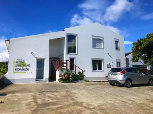 Green and Blue Cottage, Ribeira Grande