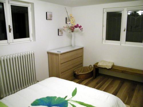 Grand appartement dans villa avec parking quartier residentiel in Joigny
