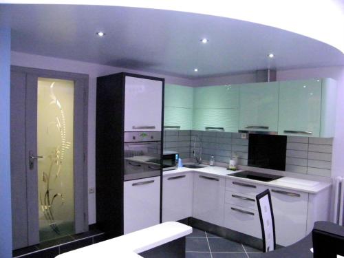 кухня, Grand appartement dans villa avec parking quartier residentiel in Joigny