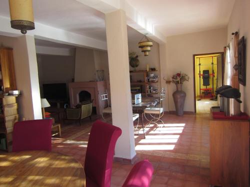 공용 라운지/TV 시청 구역, Maison Marocaine Agadir in 이네즈가네