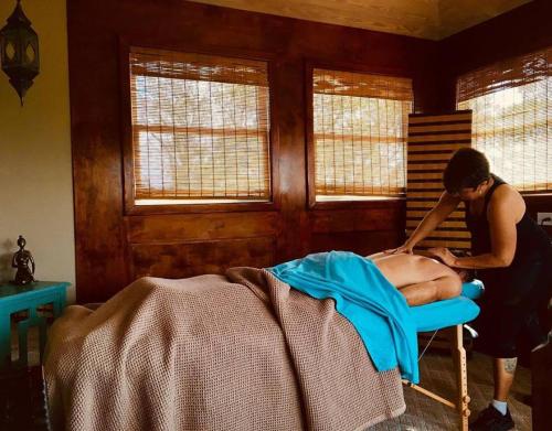 LaPolena Bed & Breakfast - image 3