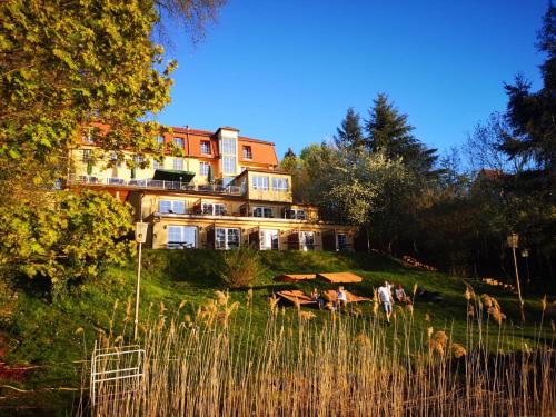 Strandhotel Vier Jahreszeiten Buckow