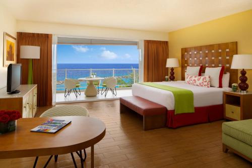 Sunscape Curacao Resort, Spa & Casino - All Inclusive in Marie Pampoen