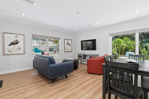 Escape Coastal Resort on Casey Key in Laurel (FL)