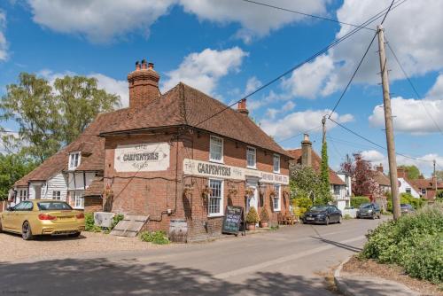 Udvendig, Crow Cottage by Bloom Stays in Badlesmere