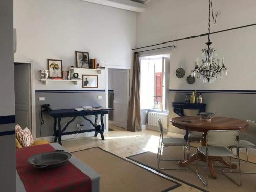 La Piazza in Cantalupo In Sabina