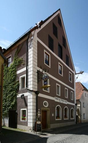 . Gasthof "Zum Goldenen Lamm"