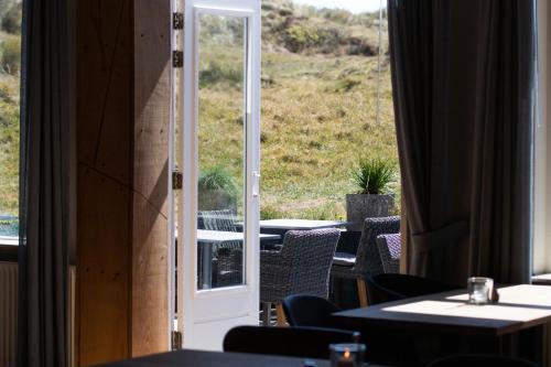 Strandhotel Camperduin - image 2