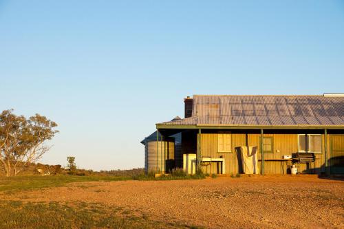 Holowiliena Station & The Outback Blacksmith in Hawker