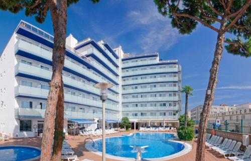 Hotel Mar Blau - 숙소 외관