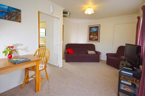 Arrow Motel Apartments - Accommodation - Nelson