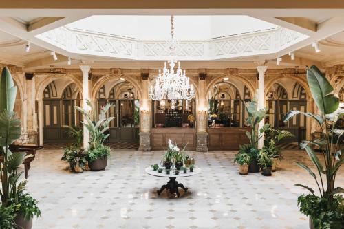 Oriente Atiram Hotel Hotel de charme Güell Palace