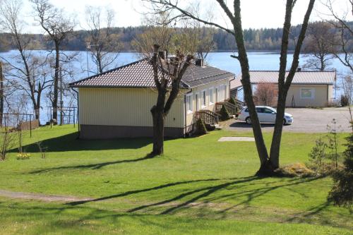 Labbnäs Semesterhem, Radhuset - Accommodation - Kemionsaari