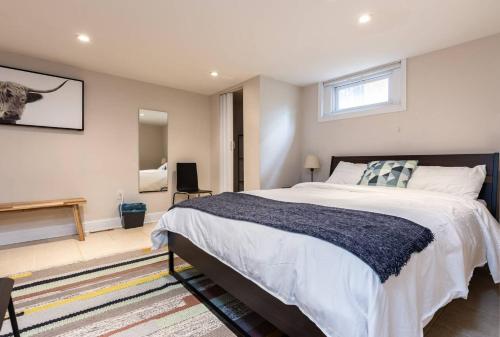 Gorgeous Home 10 min to DC by CozySuites in แมคลีน (VA)