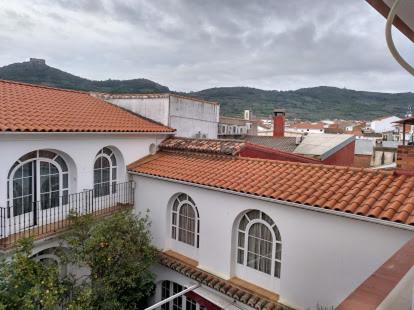 Hostal Restaurante Pacos in 埃雷拉德爾杜克