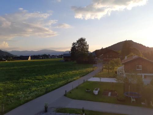 สภาพแวดล้อมโดยรอบ, Ferienwohnung Gmeiner in ฮิททิเซา