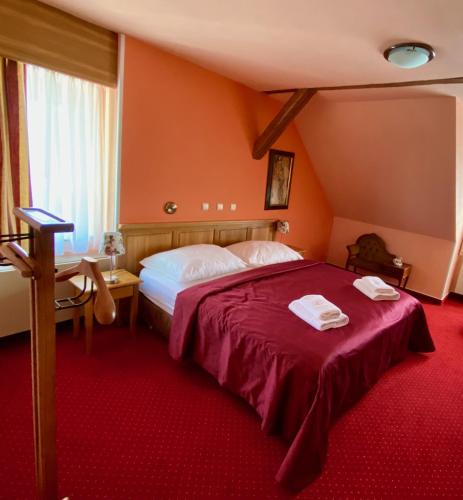 Deluxe Double Room with Bath