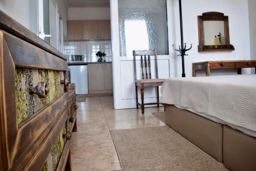 One-Bedroom Apartment (3 Adults) image 8