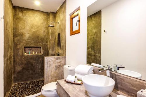 253414661 Ysuri Sayulita - Beachfront Hotel