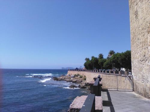 Ближайшие достопримечательности, Piazza Ginnasio Affittacamere in Альгеро