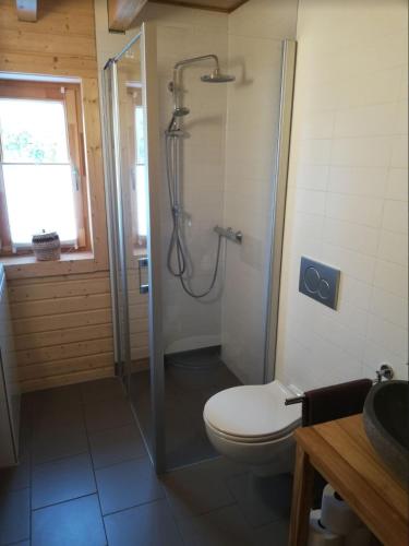 Bathroom, Blockbohlenhaus bei Potsdam in Schwielowsee