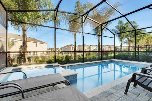 Elegant 5BD at Encore Resort - image 2