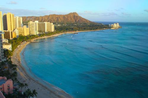 Royal Kuhio Resort 3