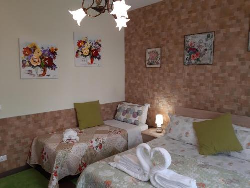 One-Bedroom Apartment image 10