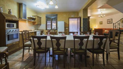 設施, Los Laureles 2 in 烏爾達