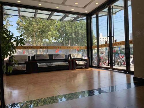 7Days Inn Shijiazhuang Friendship Avenue Jianguo Road – Shijiazhuang, IA
