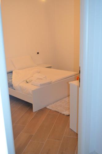 My Room Center